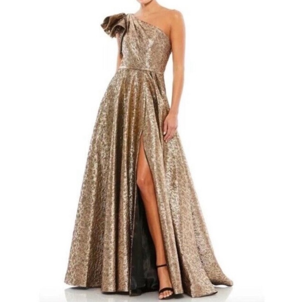 Mac Duggal Metallic One Shoulder Gown
